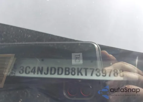 2019 Jeep Compass Trailhawk 4X4 из США, поврежденный, VIN 3C4NJDDB8KT739788